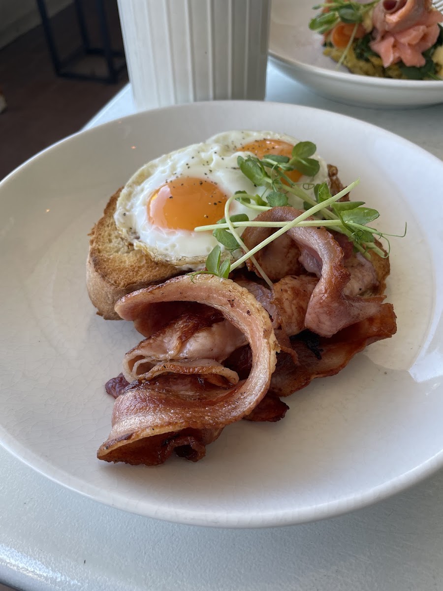 Little Seaview Cafe Photos 2